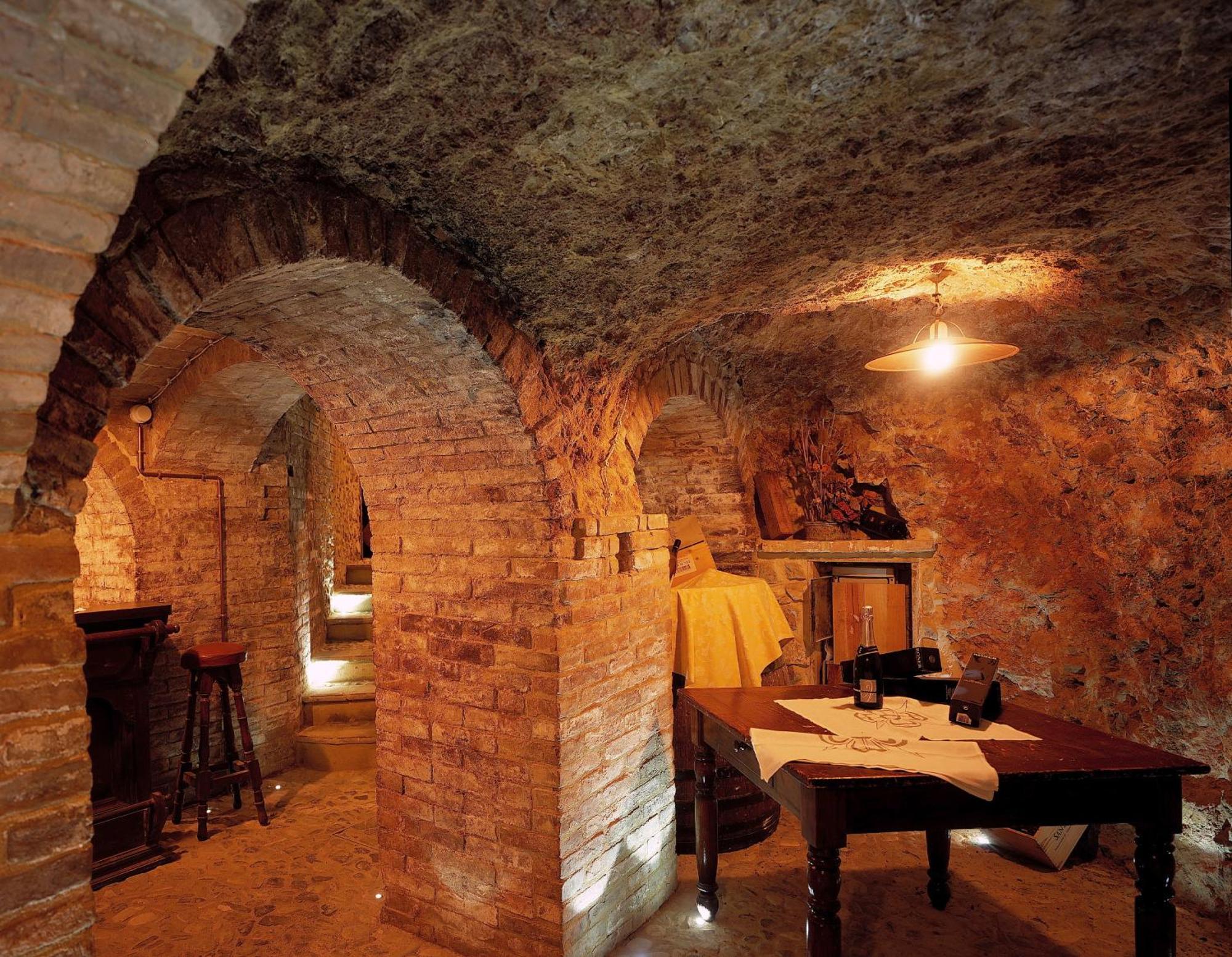 Oste Del Castello Wellness & Bike Hotel Веруккьо Экстерьер фото